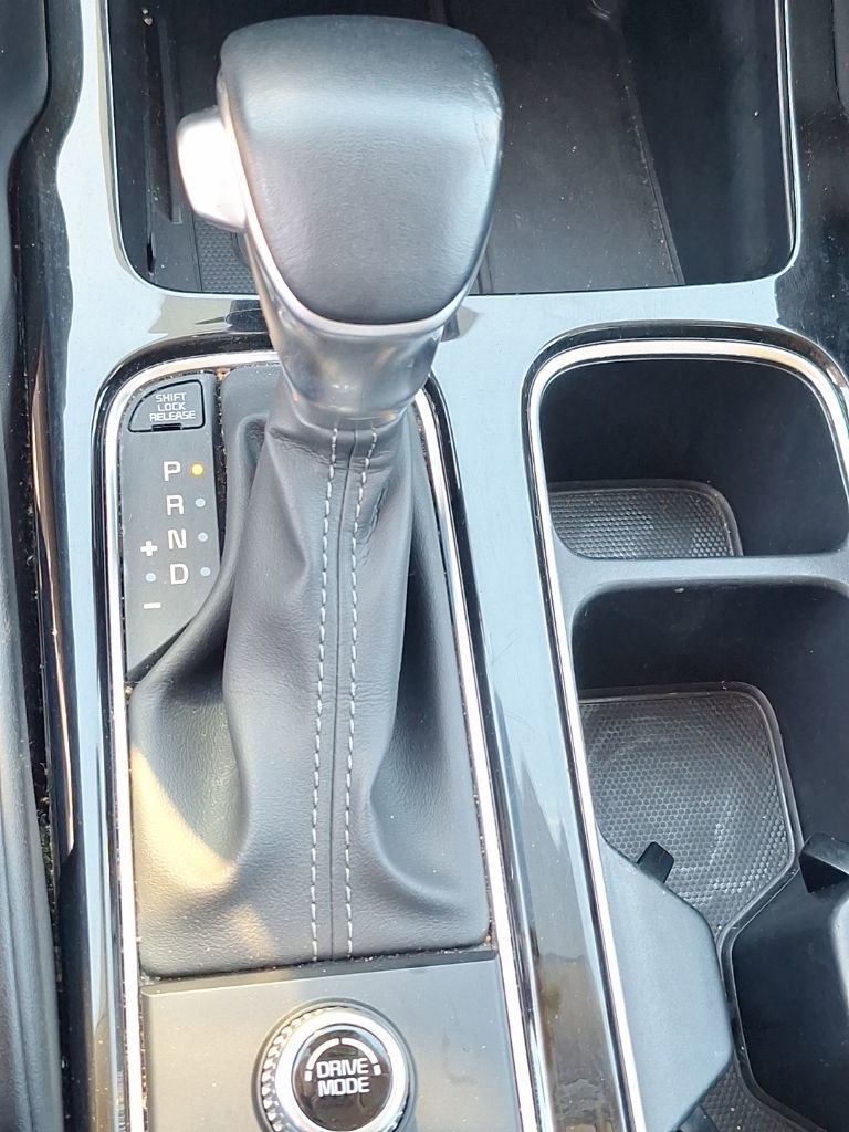 Used 2025 Kia Telluride S image 44