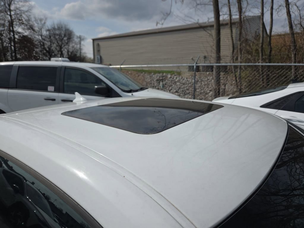 Used 2015 Chevrolet Camaro SS w/ RS Package image 2