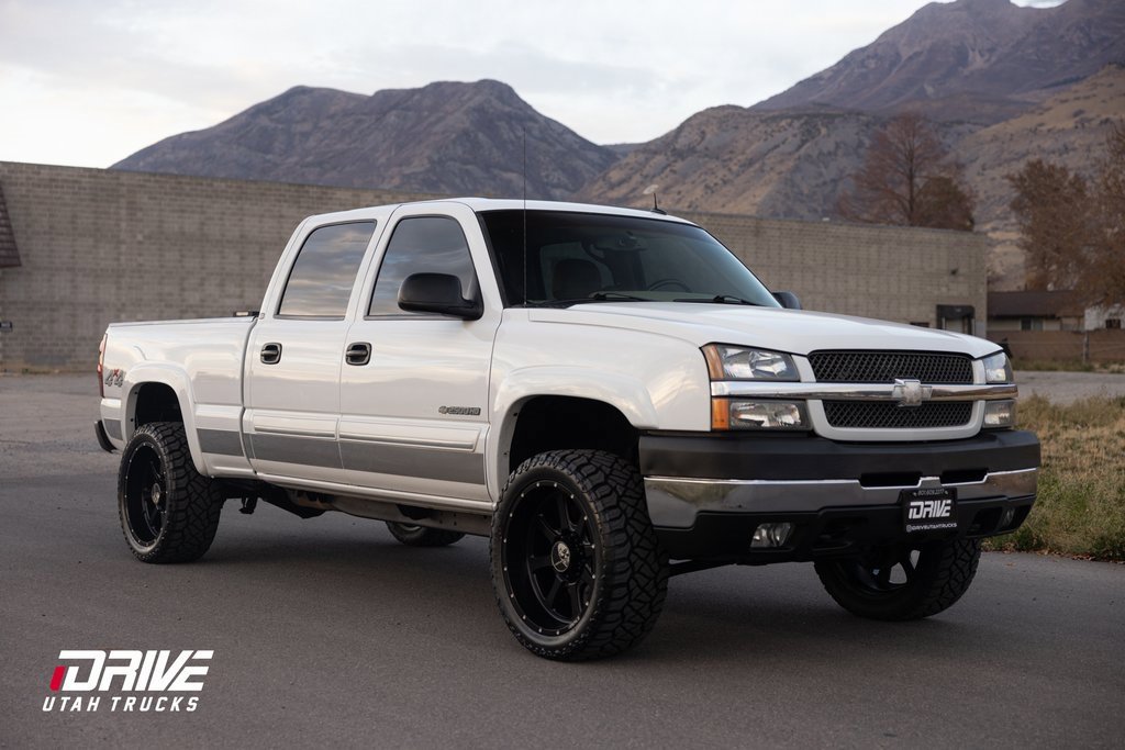 Used 2003 Chevrolet Silverado 2500 LT image 1