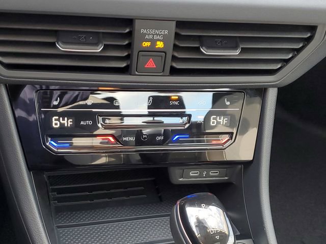 New 2026 Volkswagen Jetta SE FWD image 20