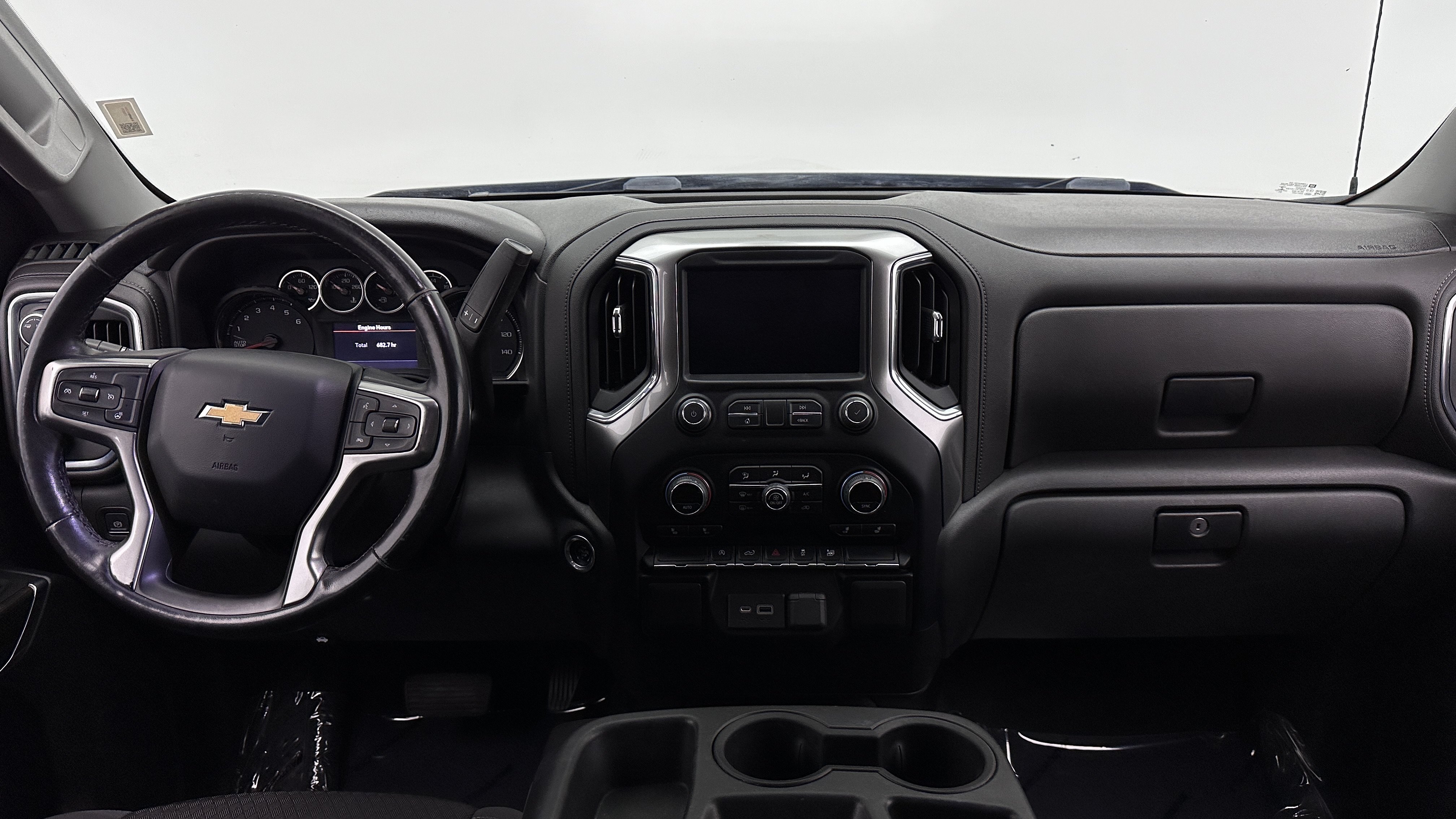 Used 2022 Chevrolet Silverado 1500 LT AWD/4WD image 26