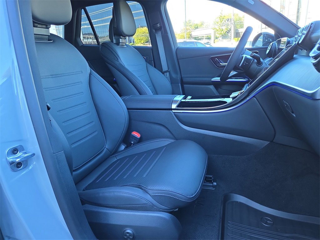 New 2026 Mercedes-Benz GLC 300 image 16