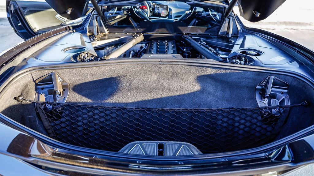 Used 2024 Chevrolet Corvette Stingray Premium Cpe w/ Z51 Performance Package image 27