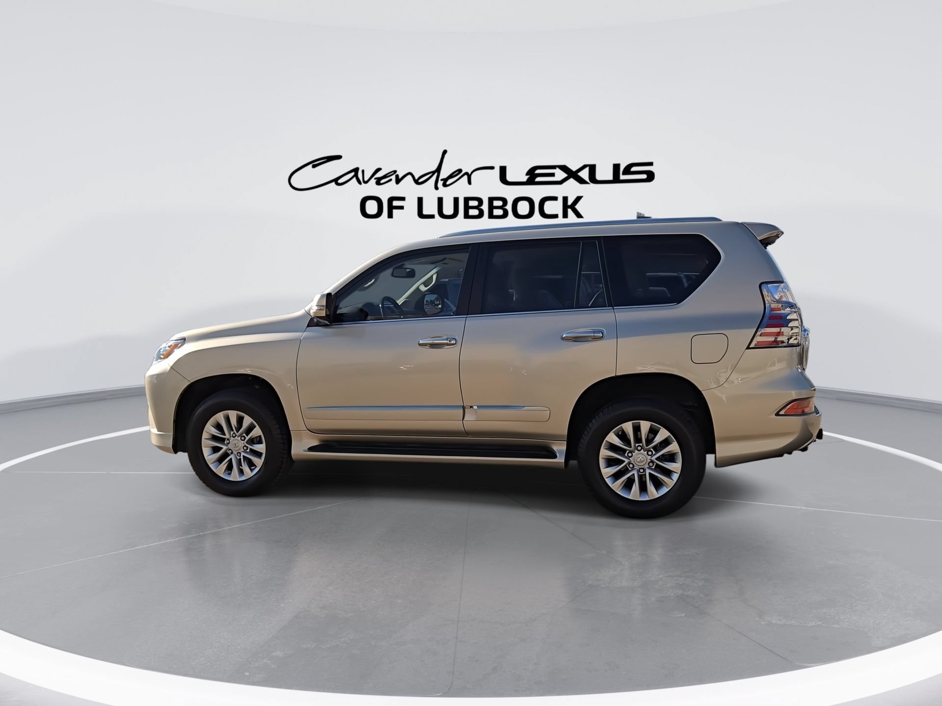 Used 2016 Lexus GX 460 w/ Premium Package AWD/4WD image 6