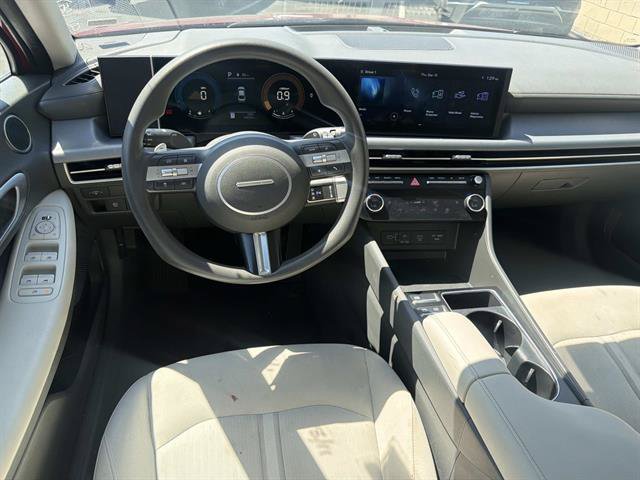 Used 2025 Hyundai Sonata SEL FWD image 9