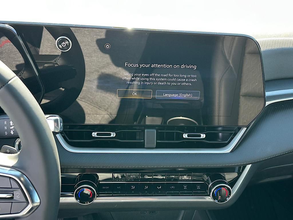 New 2026 Chevrolet Equinox LT w/ Convenience Package II image 25