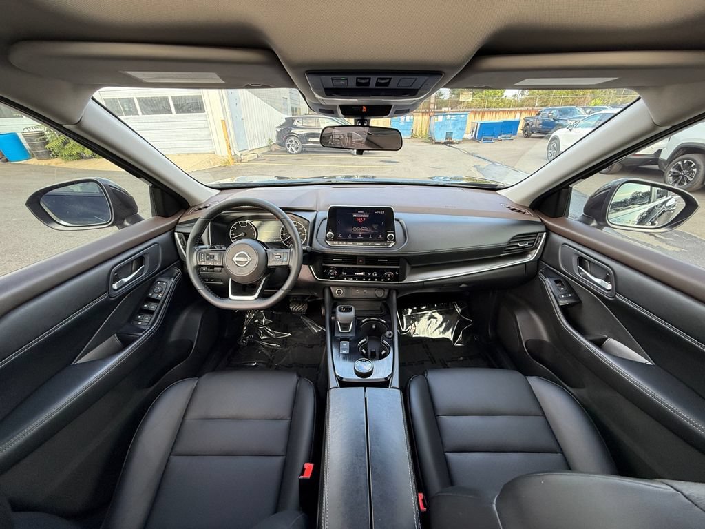 Used 2023 Nissan Rogue SV AWD/4WD image 22