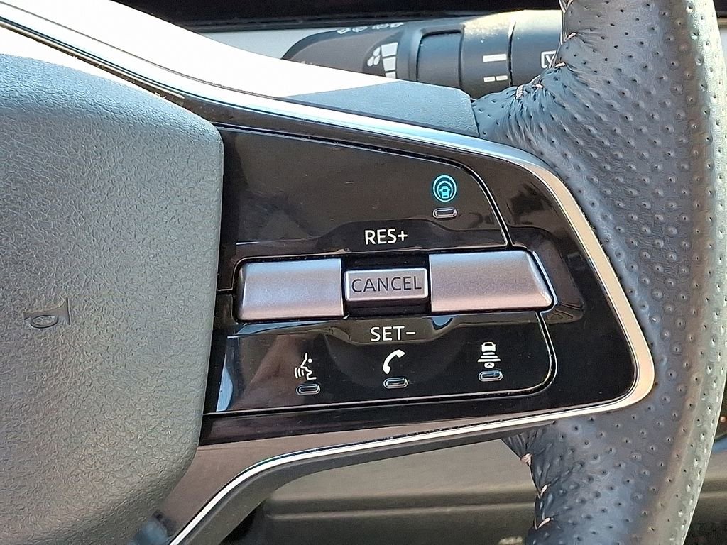 Used 2023 Nissan Ariya FWD image 23