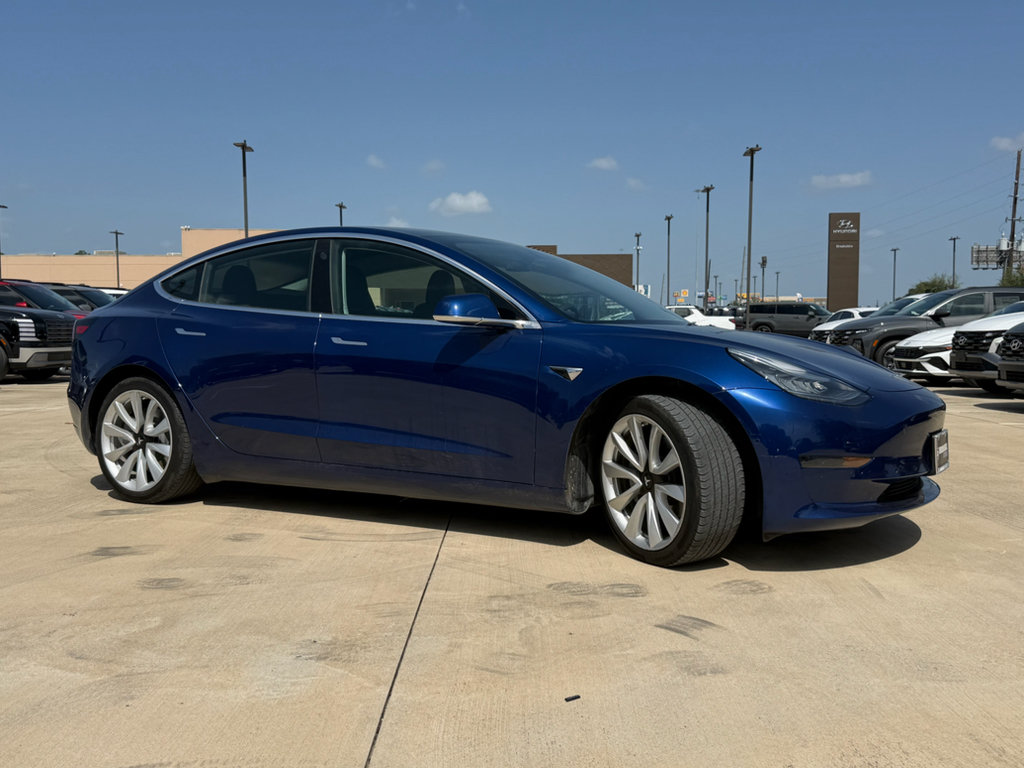 Used 2020 Tesla Model 3 Standard Range RWD image 8