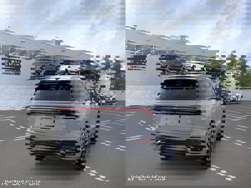 New 2026 Lincoln Nautilus Reserve image 8