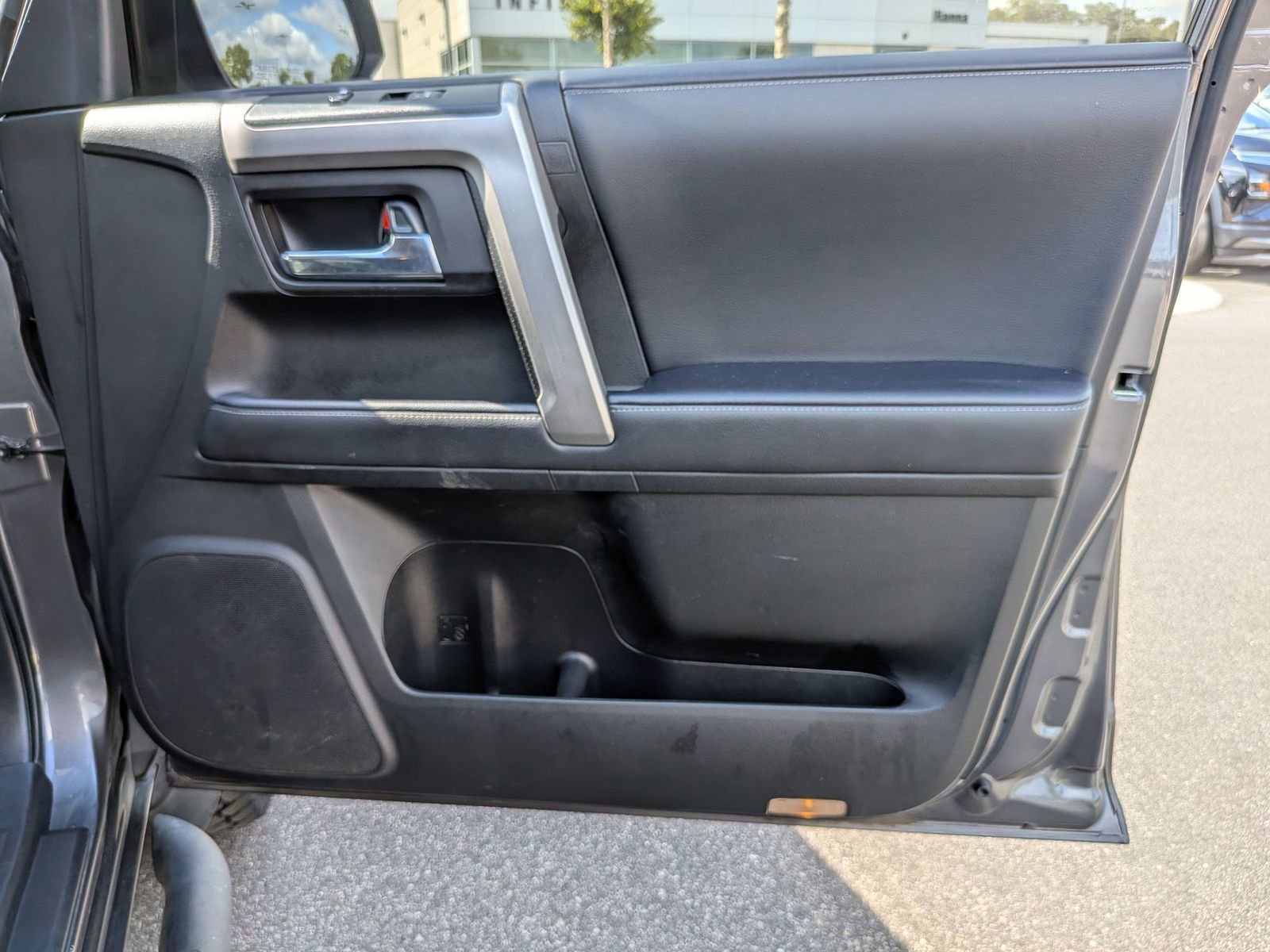 Used 2022 Toyota 4Runner SR5 Premium w/ Moonroof Package RWD image 35