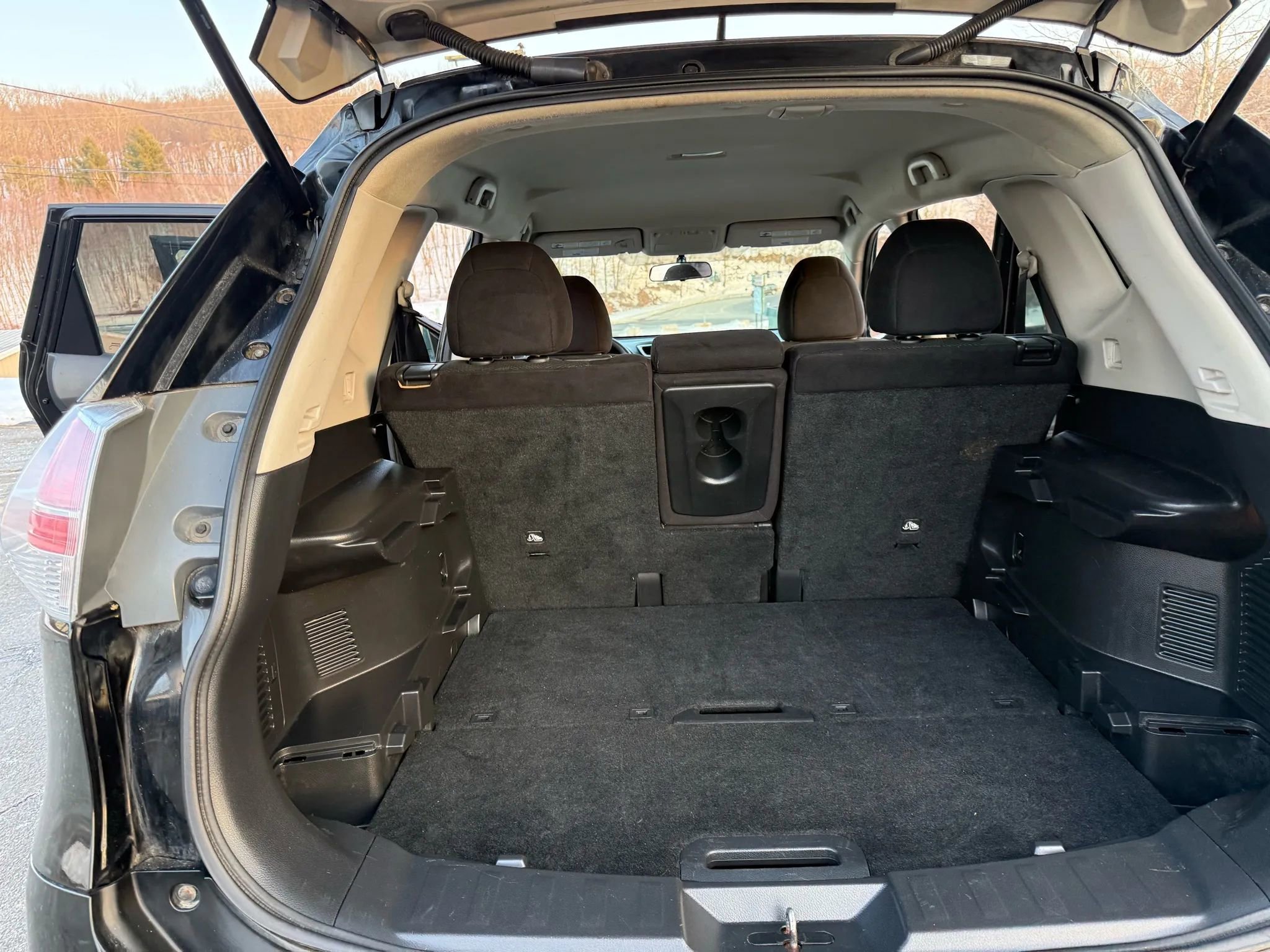 Used 2014 Nissan Rogue S image 15