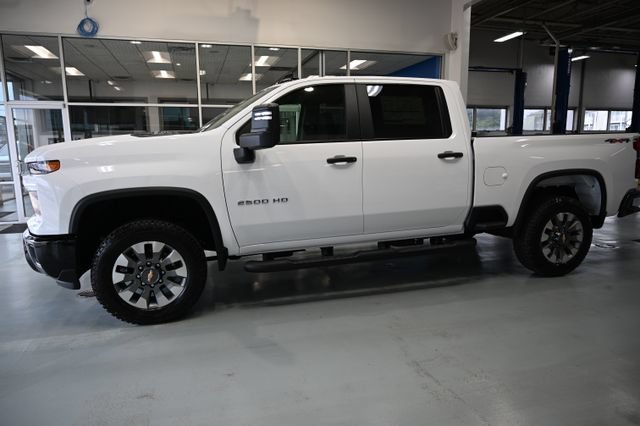 New 2026 Chevrolet Silverado 2500 Custom w/ Custom Value Package AWD/4WD image 8