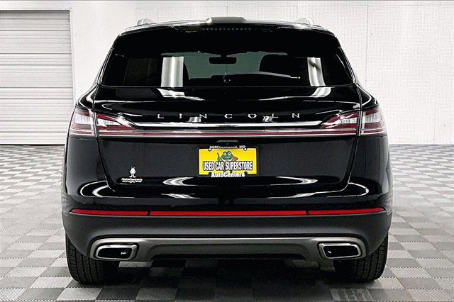 Used 2023 Lincoln Nautilus Reserve w/ Monochromatic Package image 4