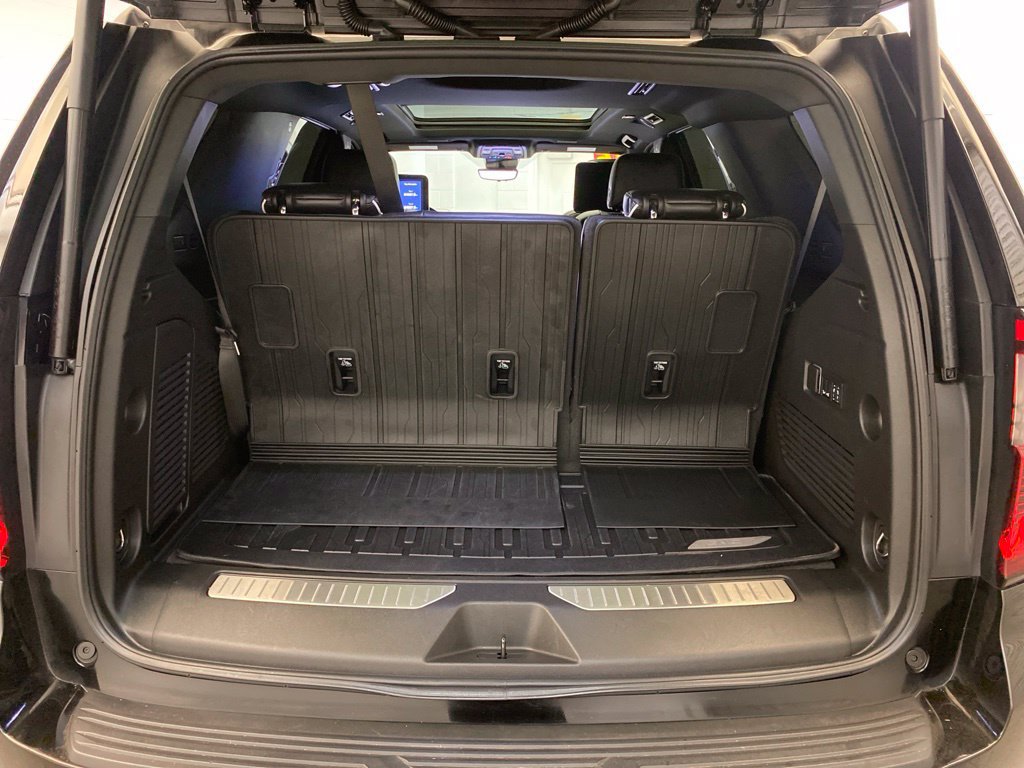 Used 2025 GMC Yukon AT4 Ultimate w/ LPO, Floor Liner Package AWD/4WD image 25