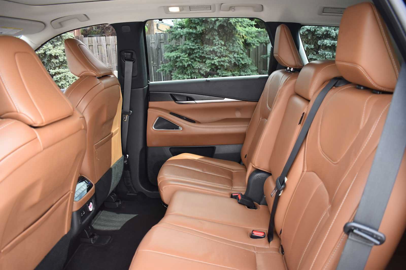 Used 2023 INFINITI QX60 Sensory w/ Vision Package AWD/4WD image 12