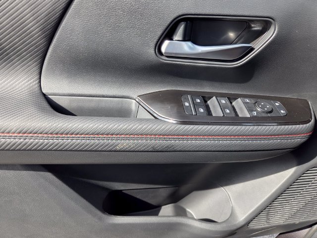New 2027 Nissan Kicks SR w/ SR Premium Package FWD image 22