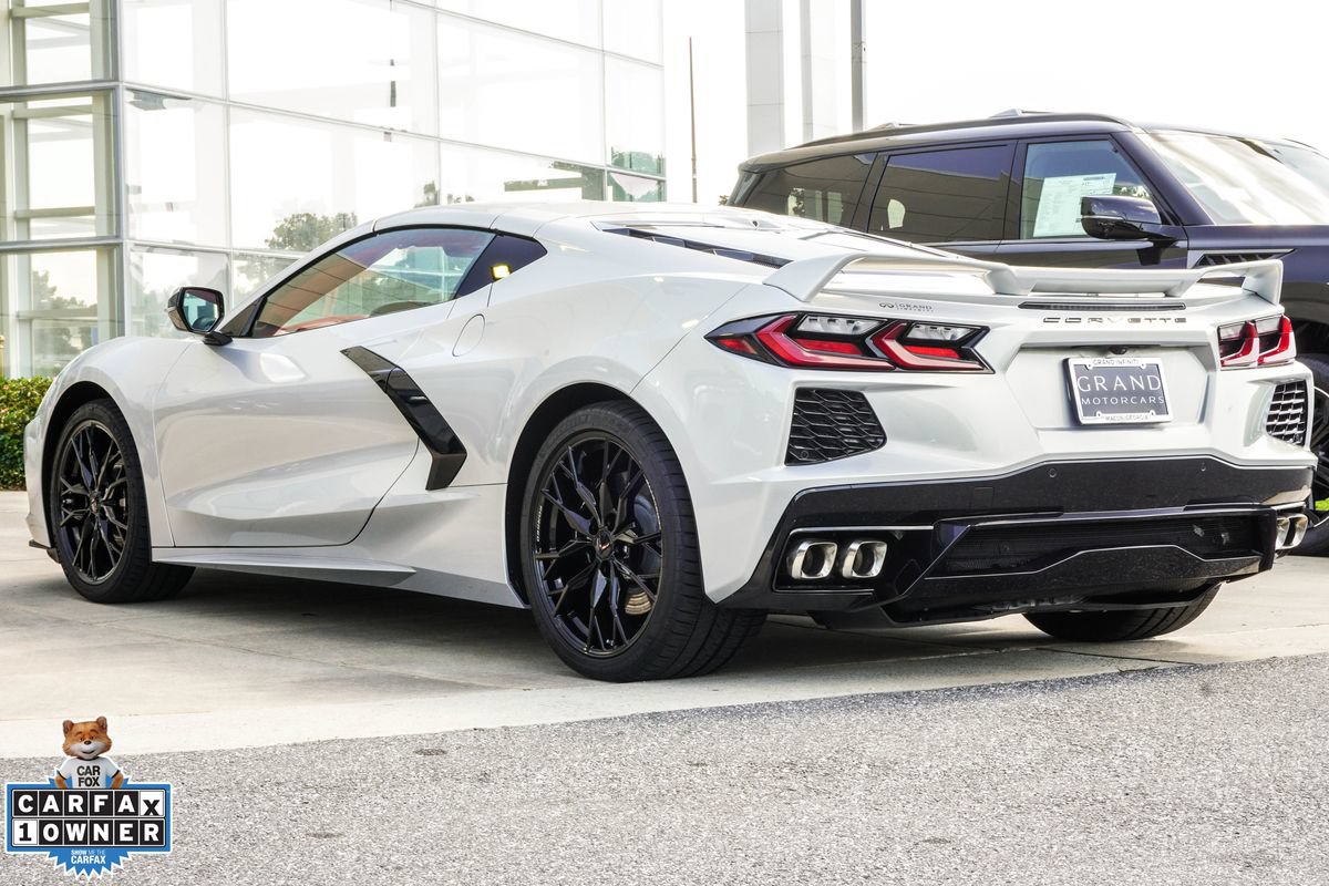 Used 2024 Chevrolet Corvette Stingray Premium Cpe w/ Z51 Performance Package RWD image 10