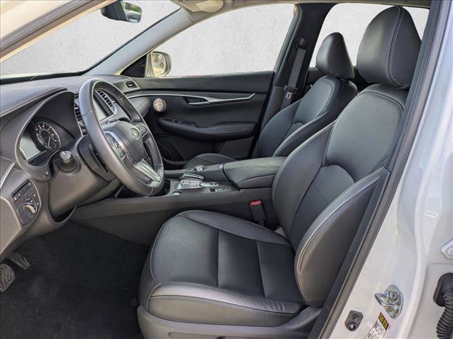 Certified 2024 INFINITI QX50 Luxe w/ Accent Package image 16