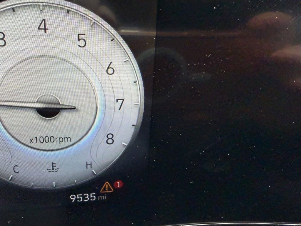 Used 2025 Hyundai Elantra Limited image 8