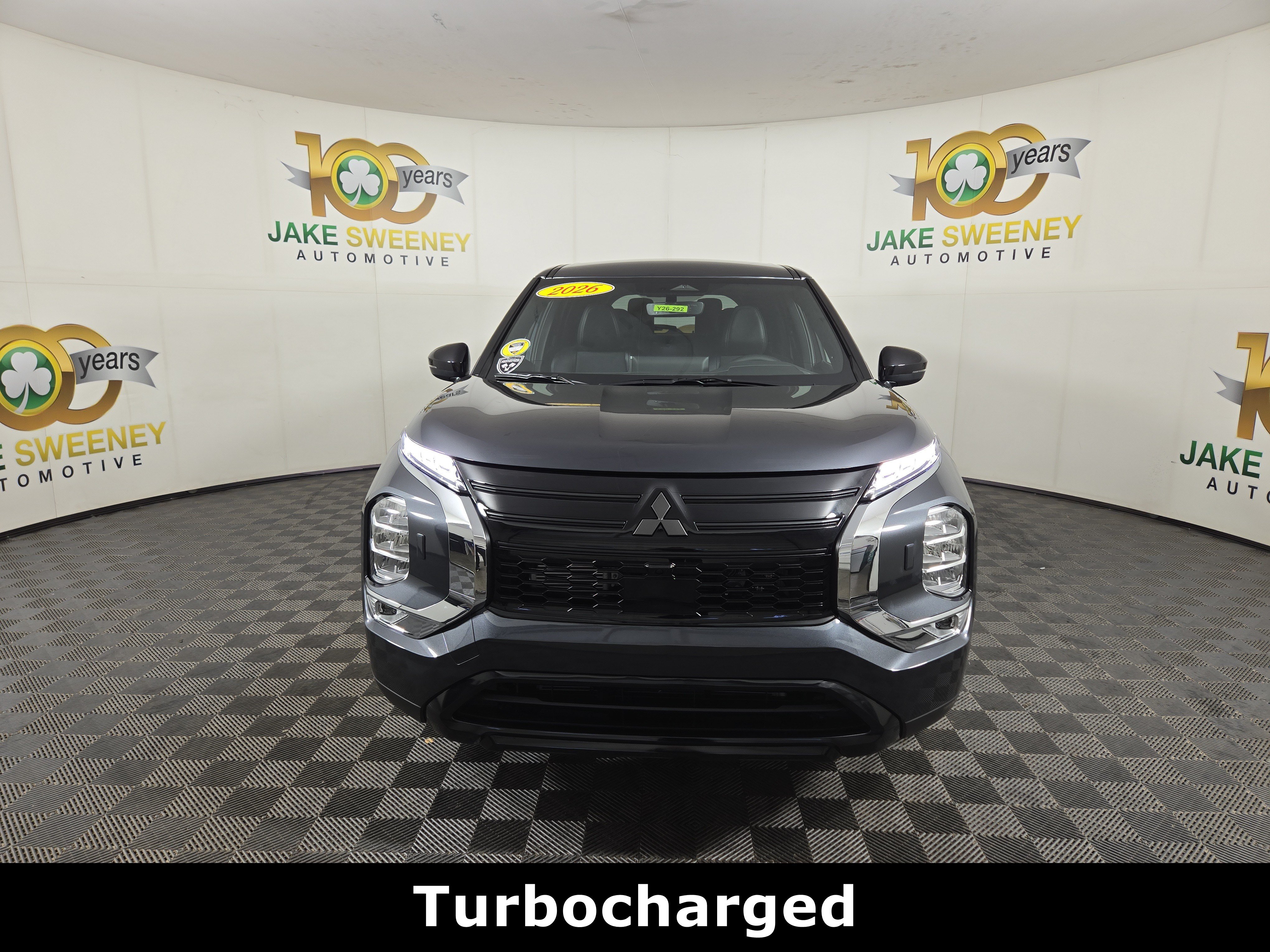 New 2026 Mitsubishi Outlander LE AWD/4WD image 2