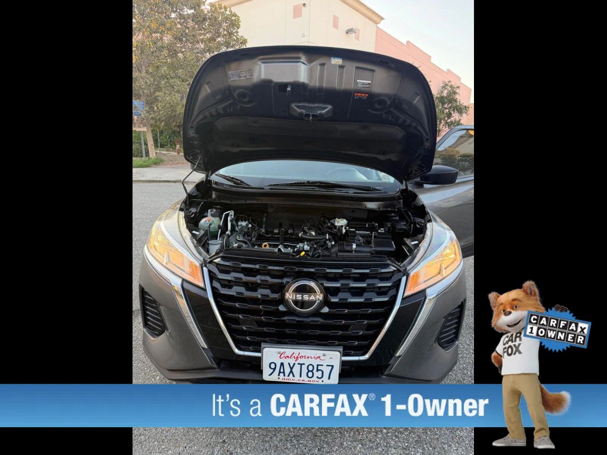Used 2022 Nissan Kicks S FWD image 28