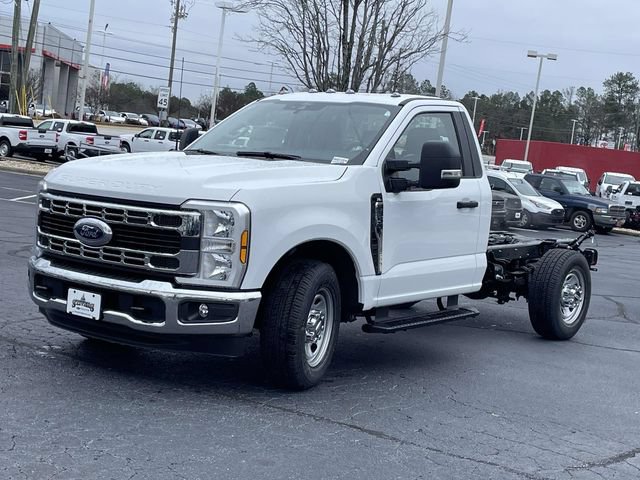 New 2026 Ford F350 XL w/ XL Chrome Package RWD image 24