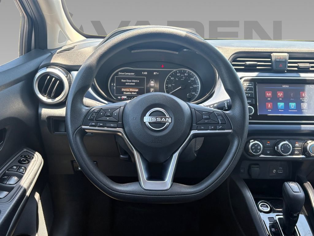 Used 2023 Nissan Versa SV FWD image 9