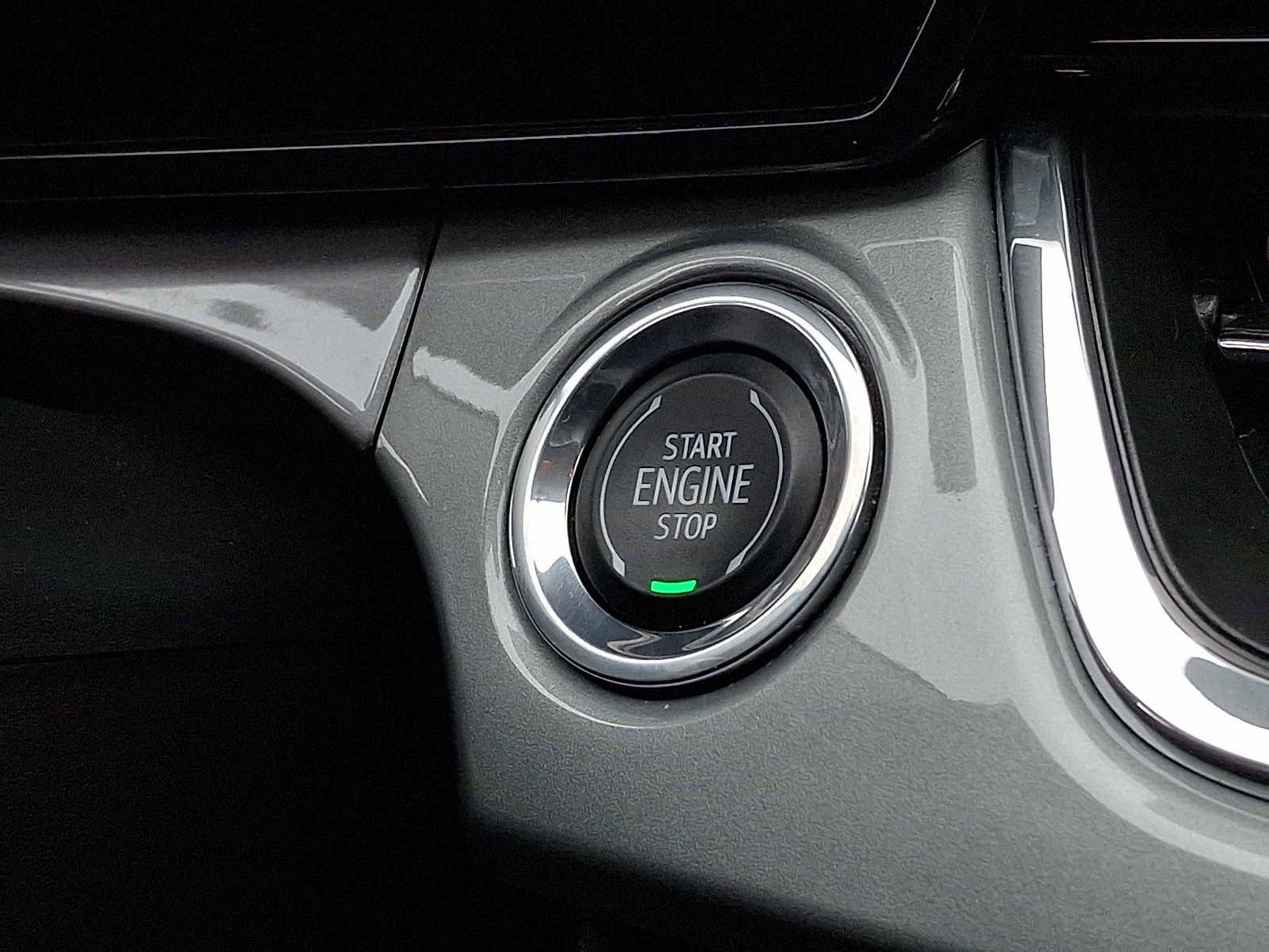 Used 2025 Chevrolet Trax LT w/ Driver Confidence Package image 22