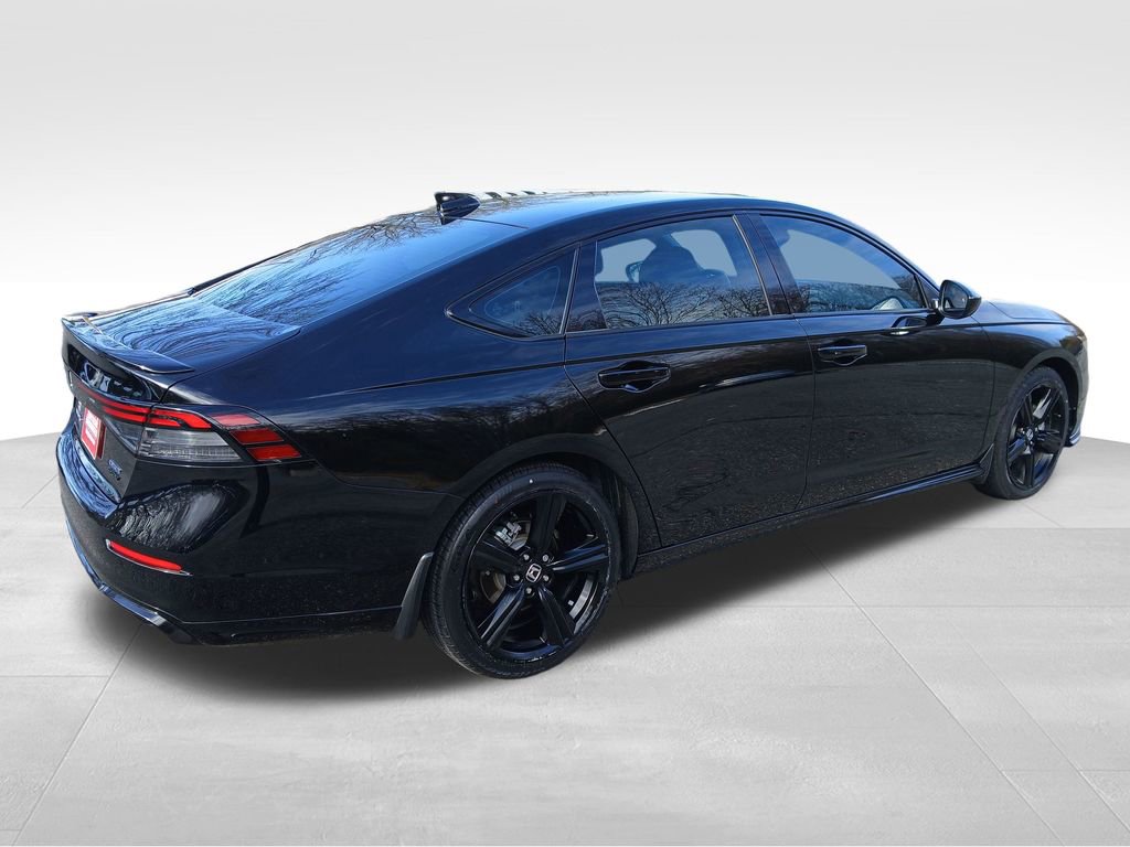 Used 2024 Honda Accord Sport image 10
