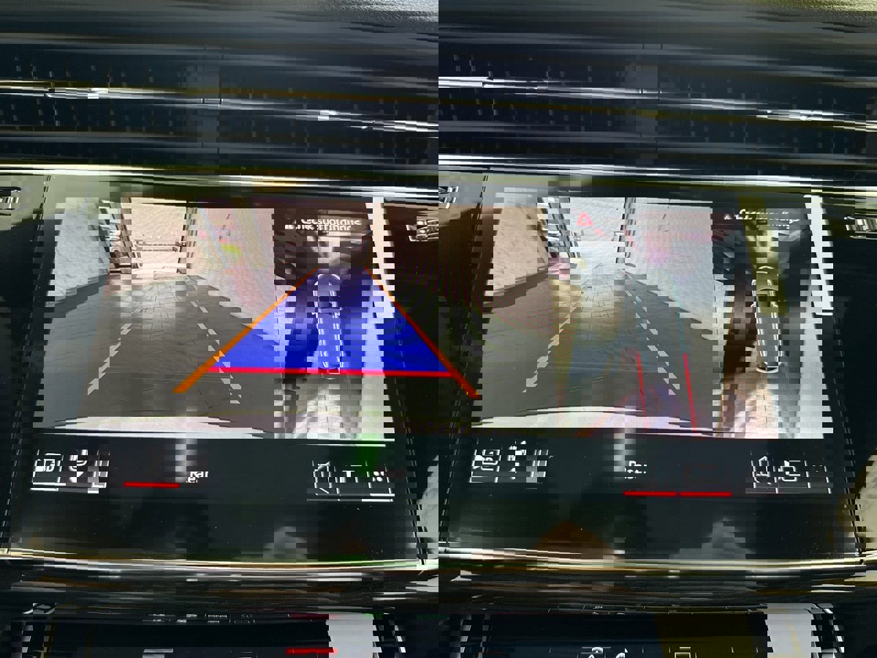 New 2025 Audi Q8 Premium Plus image 29