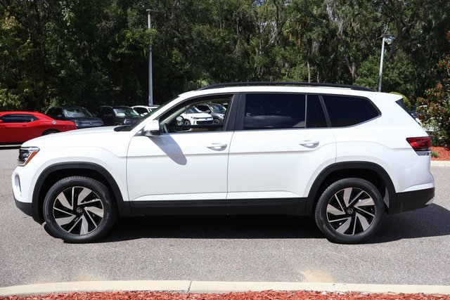 Certified 2026 Volkswagen Atlas SE FWD image 4