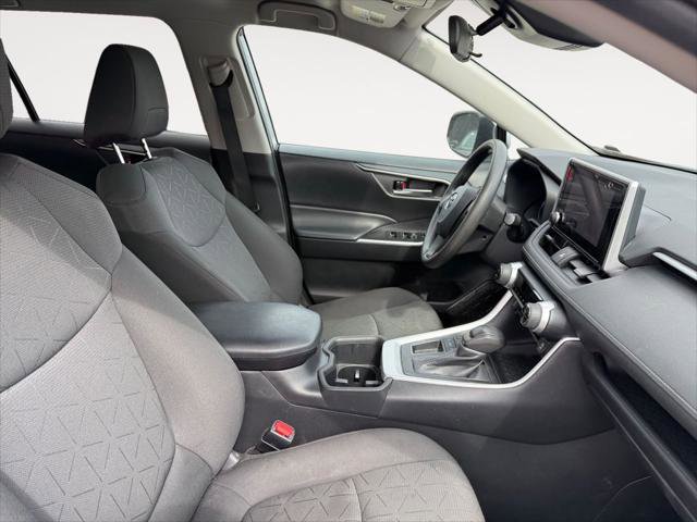 Certified 2024 Toyota RAV4 XLE FWD image 15