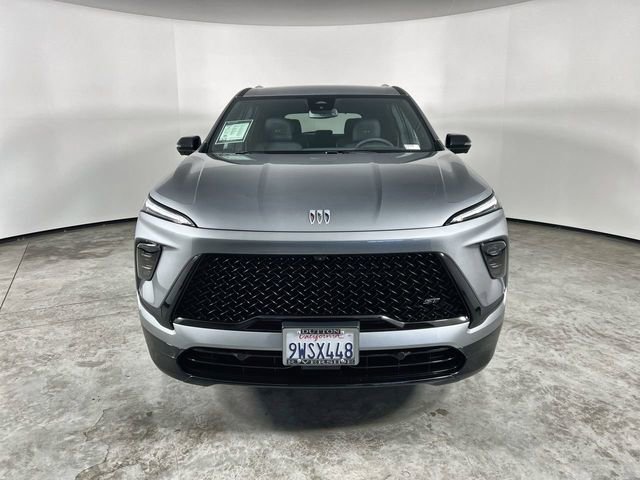 Used 2026 Buick Enclave Sport Touring image 3