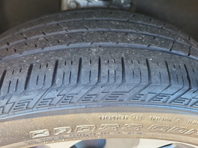 Used 2022 Lincoln Nautilus Reserve image 10