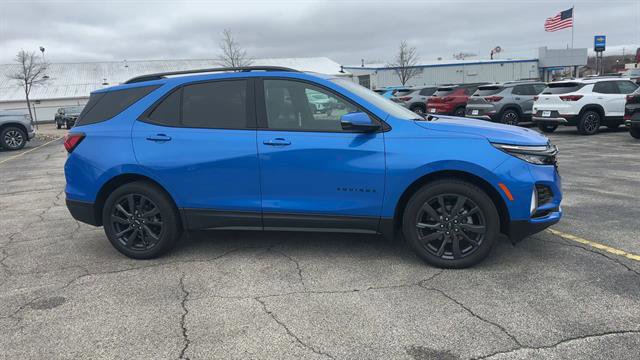 Used 2024 Chevrolet Equinox RS image 2