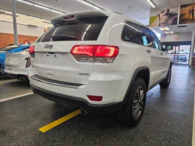 Used 2019 Jeep Grand Cherokee Limited AWD/4WD image 5