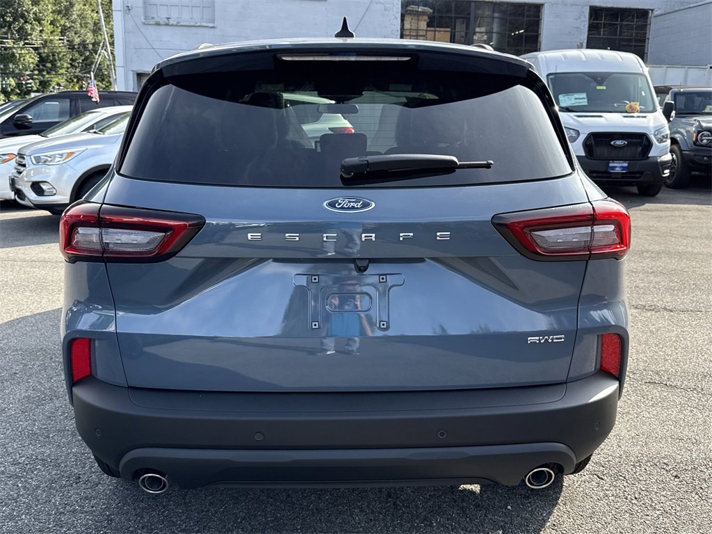 Used 2025 Ford Escape ST-Line w/ Tech Pack #1 image 5
