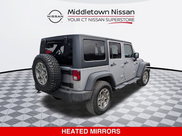 Used 2015 Jeep Wrangler Unlimited Rubicon w/ Connectivity Group AWD/4WD image 3