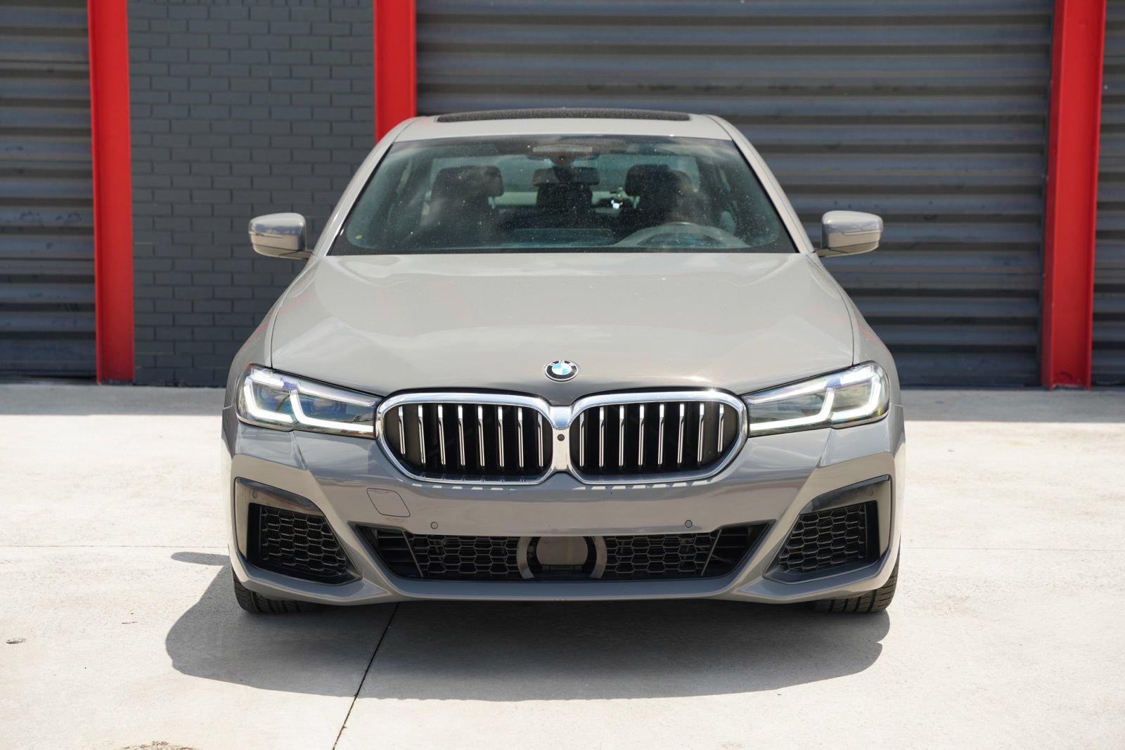 Used 2021 BMW 540i w/ M Sport Package RWD image 6