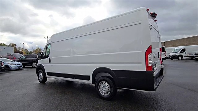Used 2025 RAM ProMaster 3500 w/ Convenience Group image 2