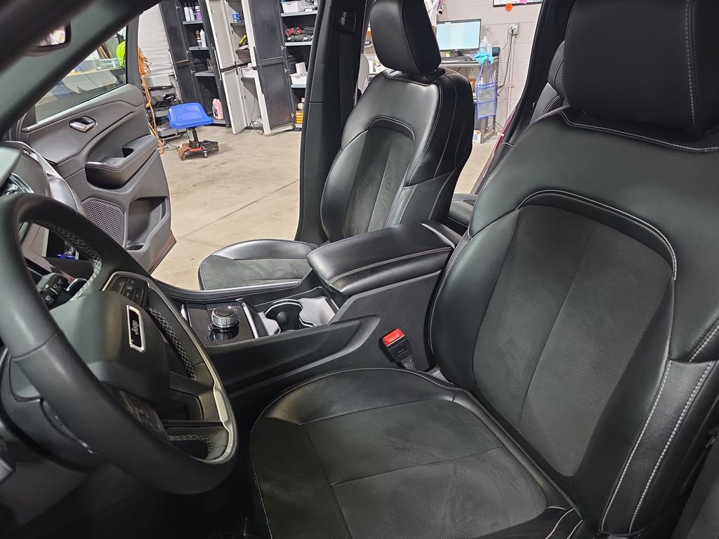 Used 2024 Jeep Grand Cherokee Altitude image 15