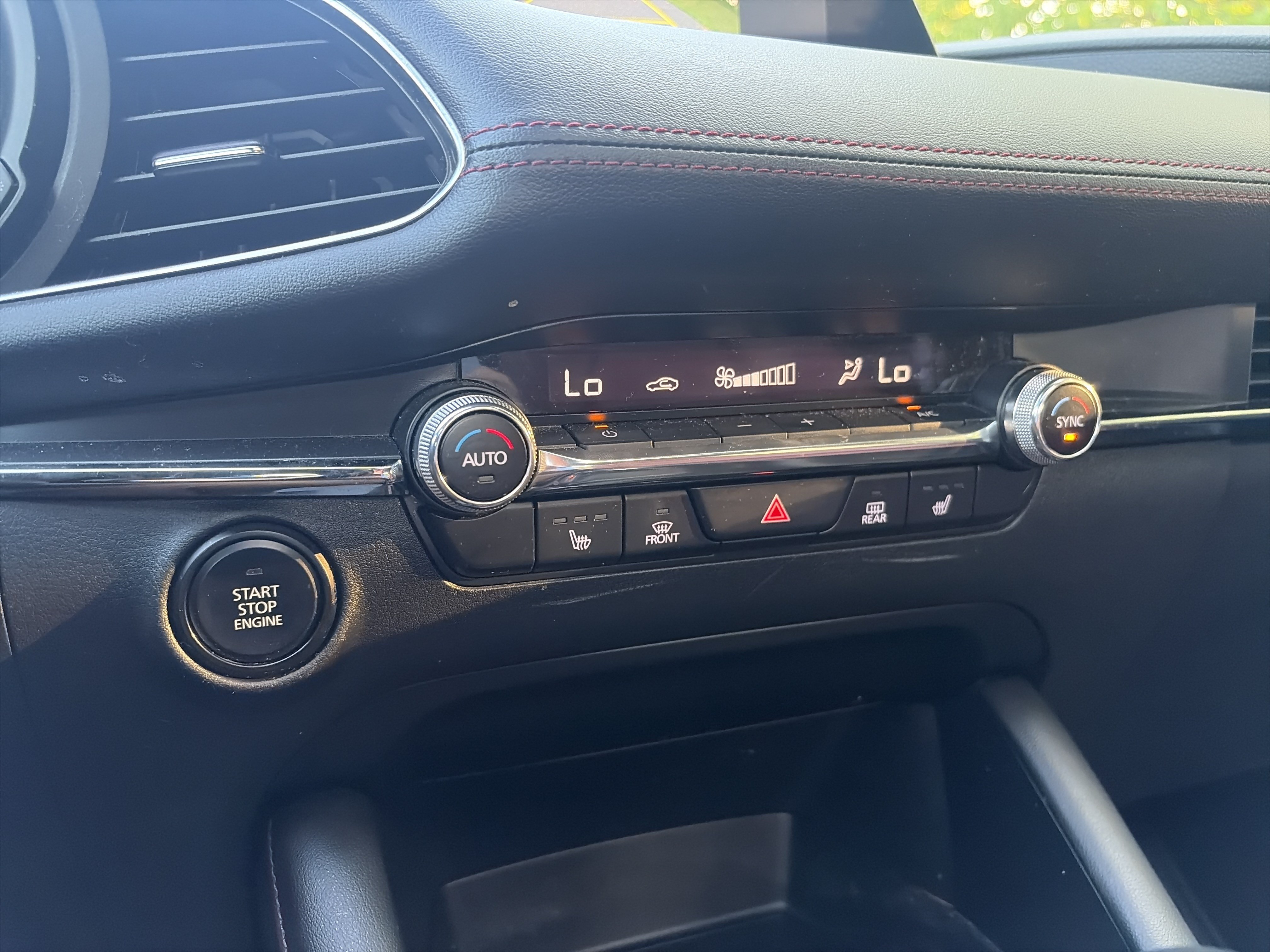 Used 2022 MAZDA MAZDA3 s FWD image 32