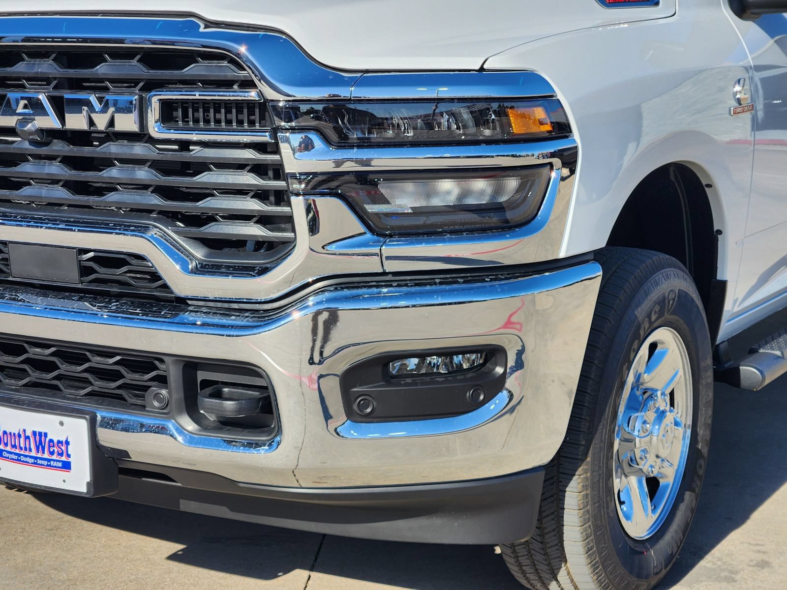 New 2026 RAM 2500 Tradesman AWD/4WD image 9