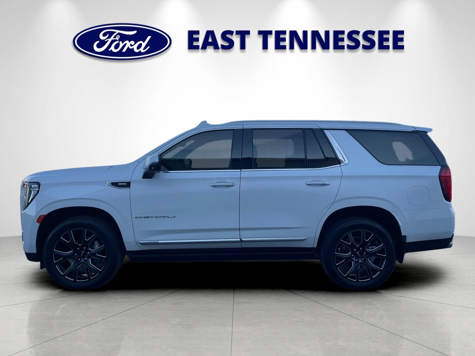 Used 2024 GMC Yukon Denali AWD/4WD image 6