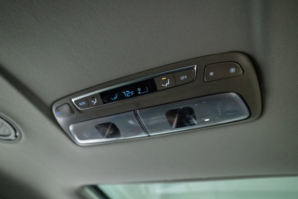 Used 2025 Kia Telluride S AWD/4WD image 39