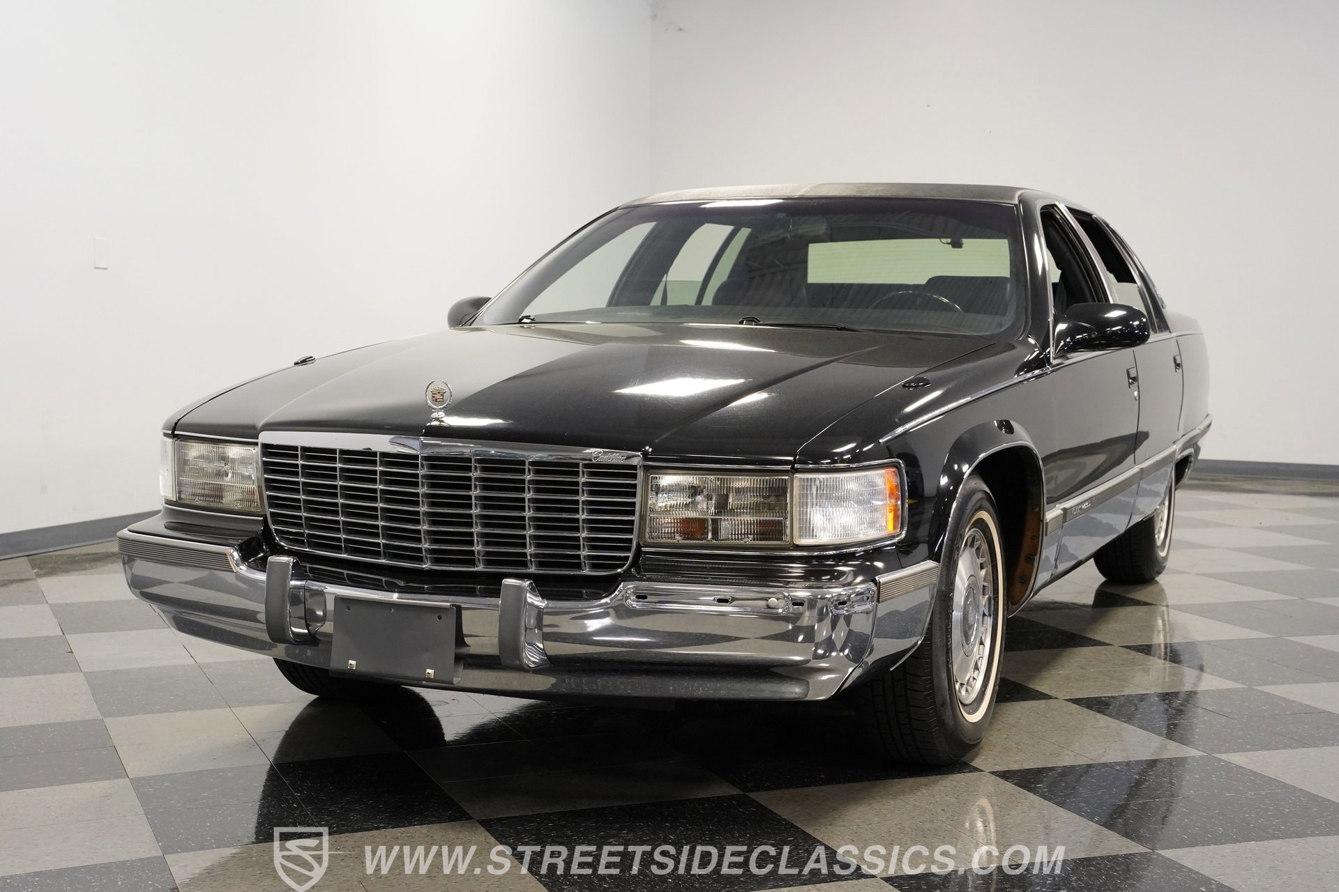 Used 1995 Cadillac Fleetwood Brougham RWD image 19