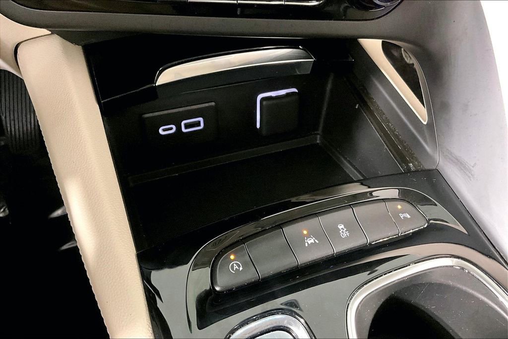 Used 2023 Buick Envision Preferred image 34