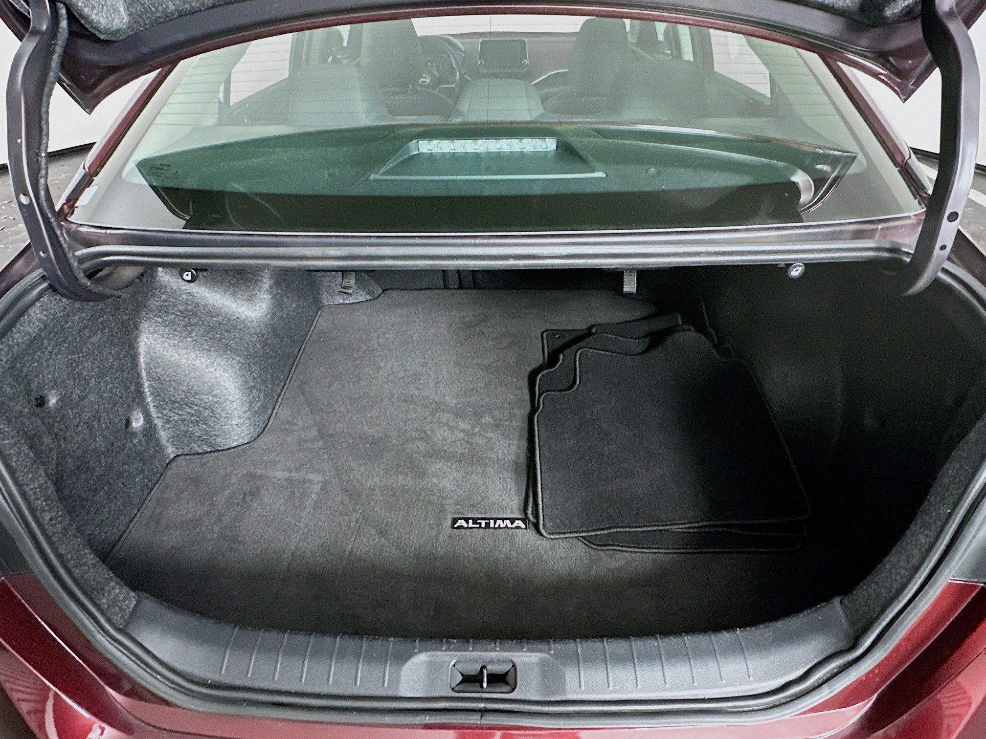 Used 2025 Nissan Altima 2.5 SV image 26