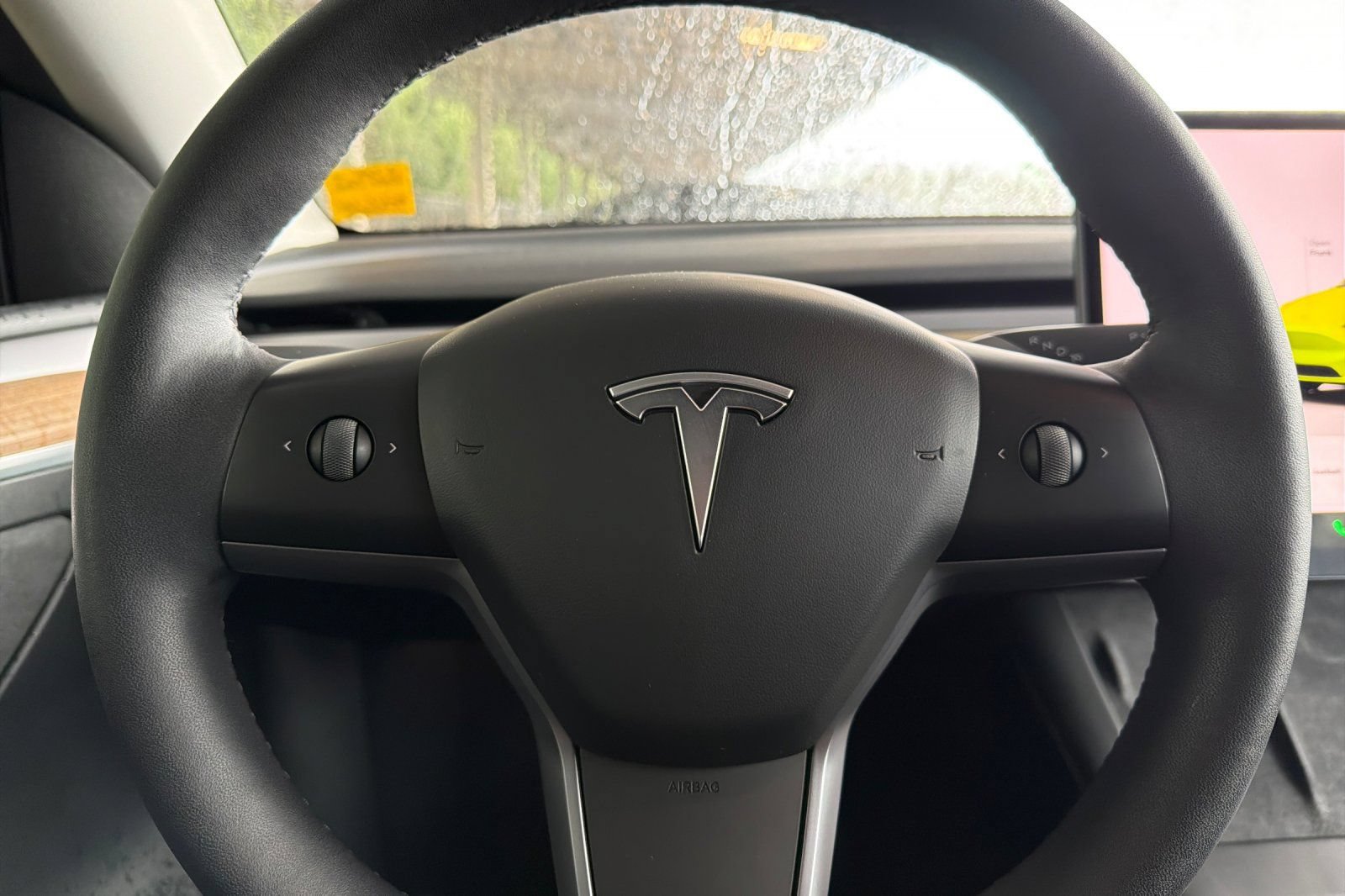 Used 2024 Tesla Model Y Long Range AWD/4WD image 23